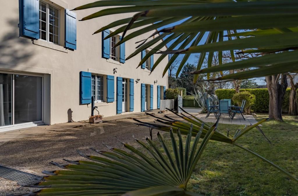 Le Fleix Bed & Breakfast | Chambres et Gîtes Les Deux Chênes près de Bergerac