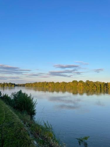 La Chapelle-sur-Loire House | Chambres privées au dessus du restaurant Nuances