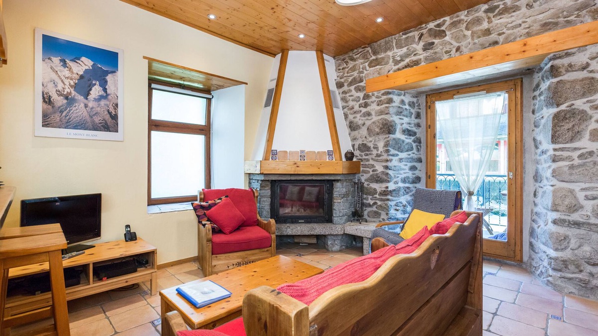 Chamonix City Centre Apartment | Chamonix centre 2BR - Fireplace, stone walls, balcony with View of Mont Blanc