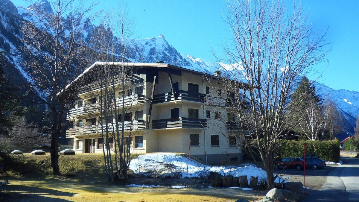 Les Praz-de-Chamonix Apartment | CHAMONIX GOLF STUDIO DE CHARME
