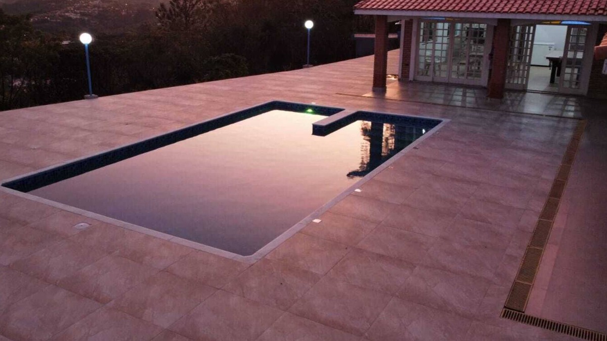 Mairinque House | Chancara with beautiful view, in gated community prox. to Shopping Catarina.