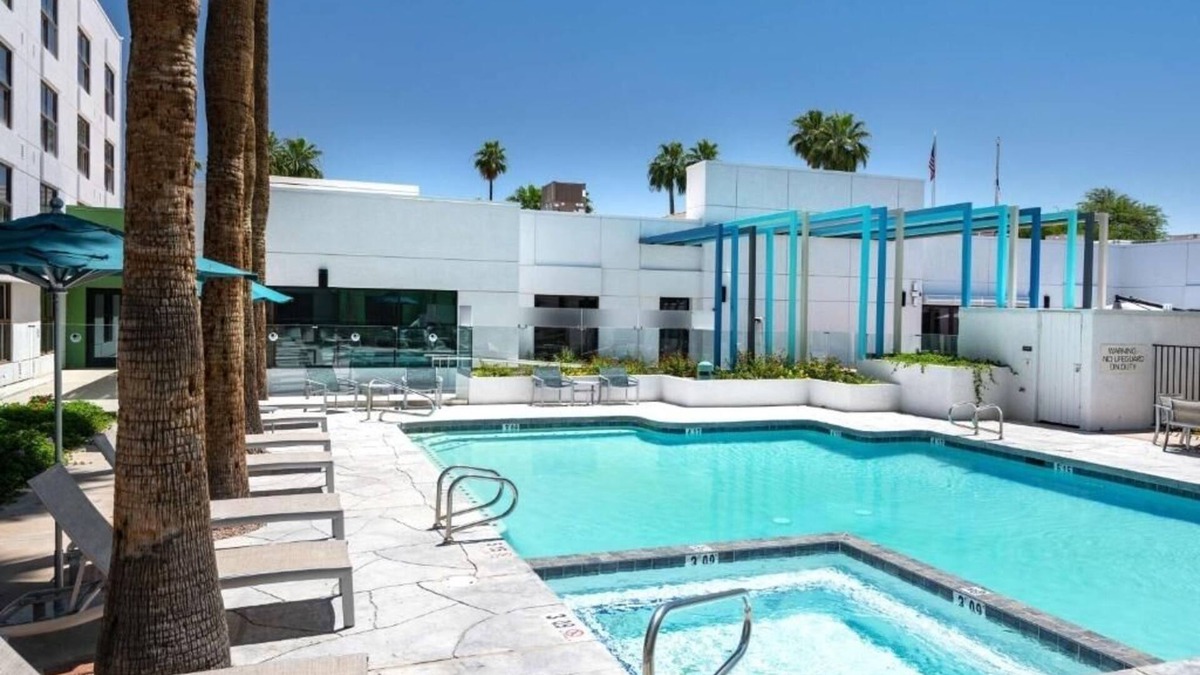 Chandler Hotel | Chandler Convenience – 3 Units Close to Downtown, Shopping & Parking Available