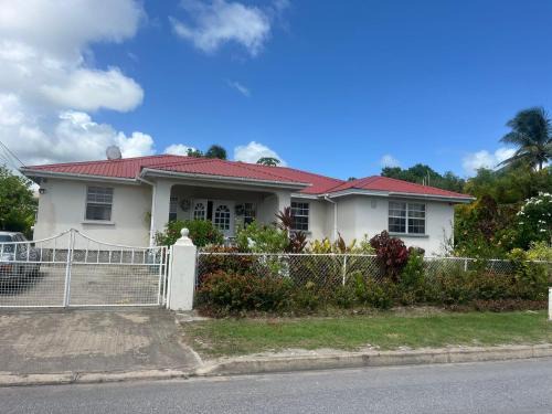 West Coast House | Chandler Homestay