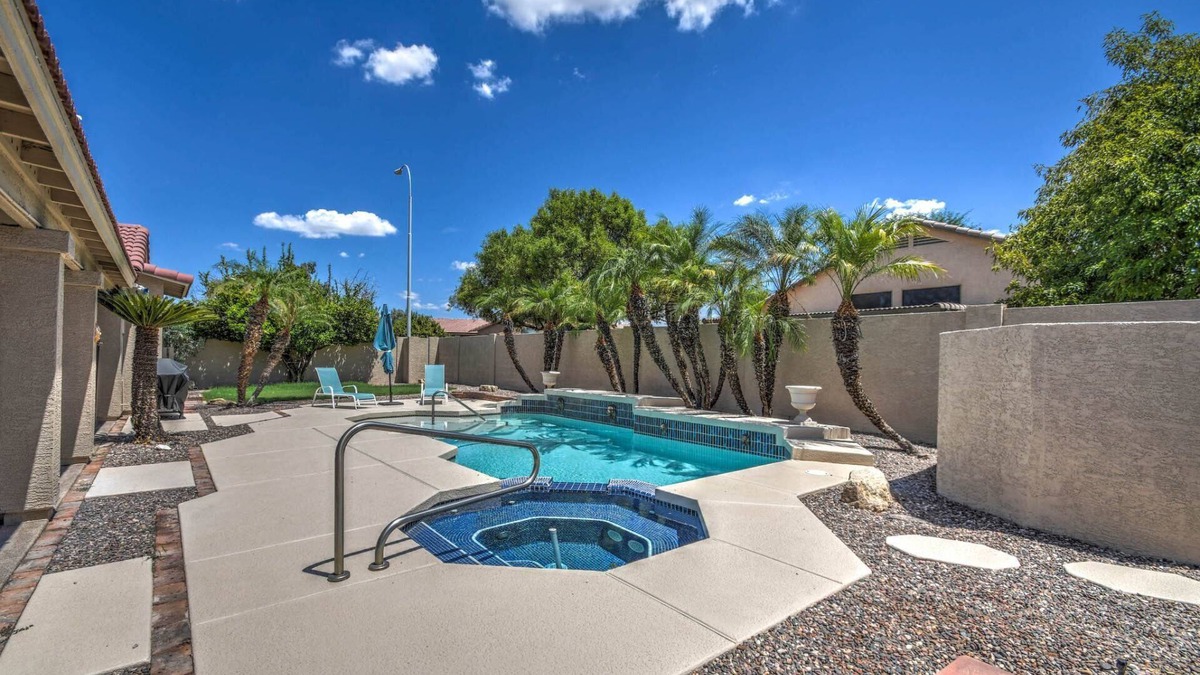 Chandler House | Chandler | Pool | Hot Tub | Dog Friendly | Fenced Yard | Near Golf, Downtown & Spring Training Fun!