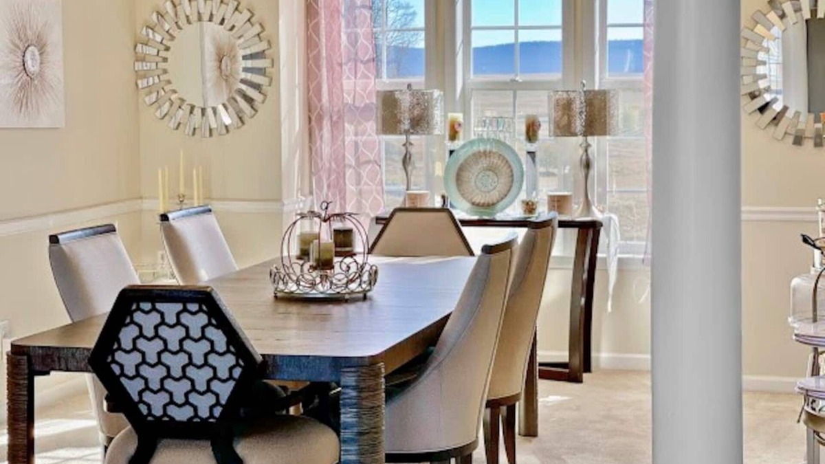 Halltown House | Change Environment To New Home Mountain View