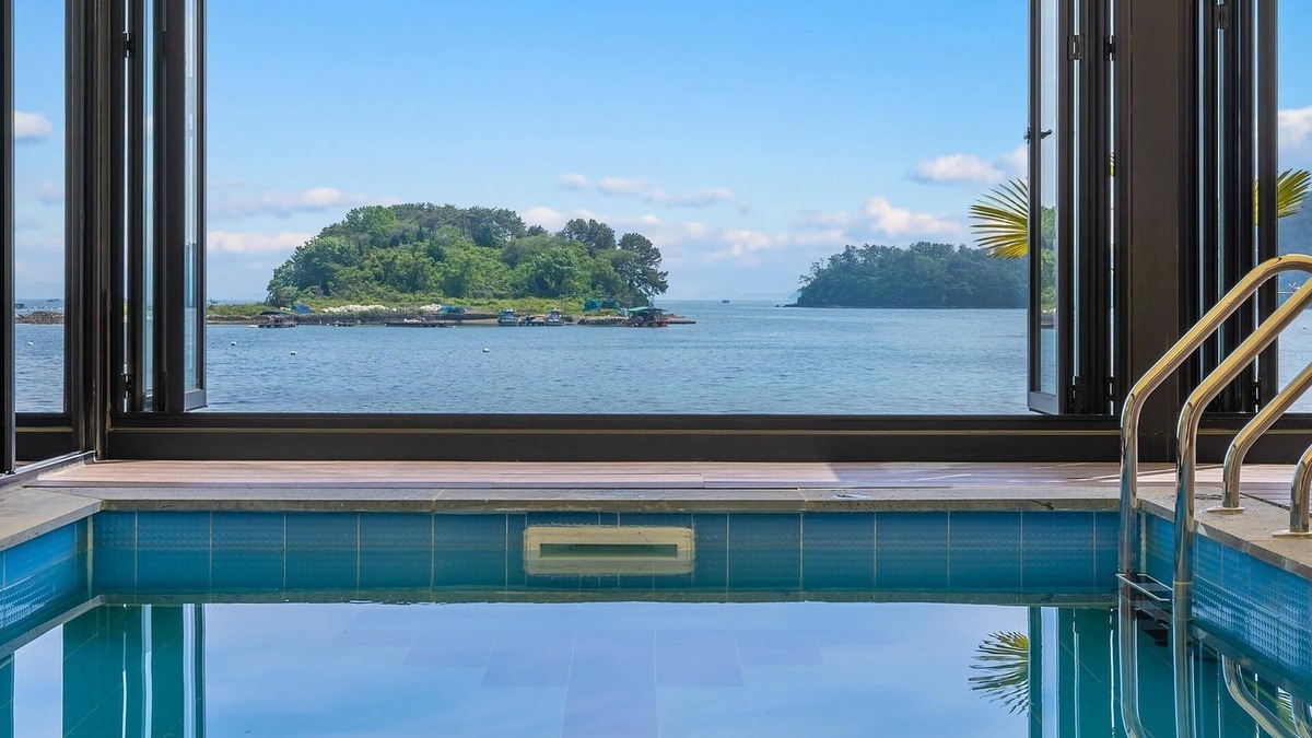 Tagu House | Changwon 055 Poolvilla
