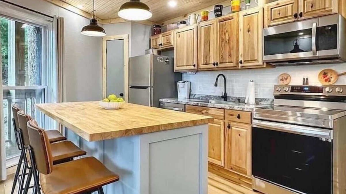 Beech Mountain Apartment | Chantilly Ice Lace Cabin