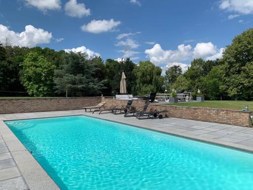 Pietrain House | CHAPEAUVEAU Gîte - b&b - Events