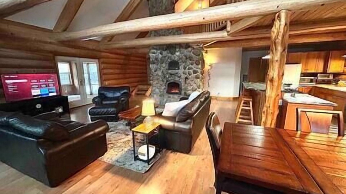 Shingleton House | Chapel Forest Cabin