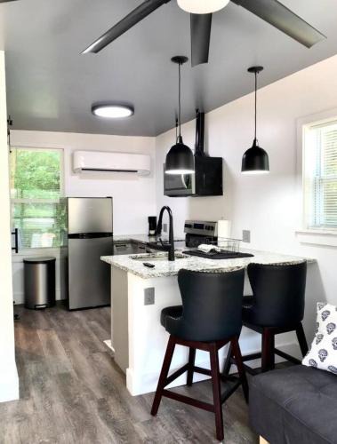 Chapel Hill House | Chapel Hill Guest house retreat