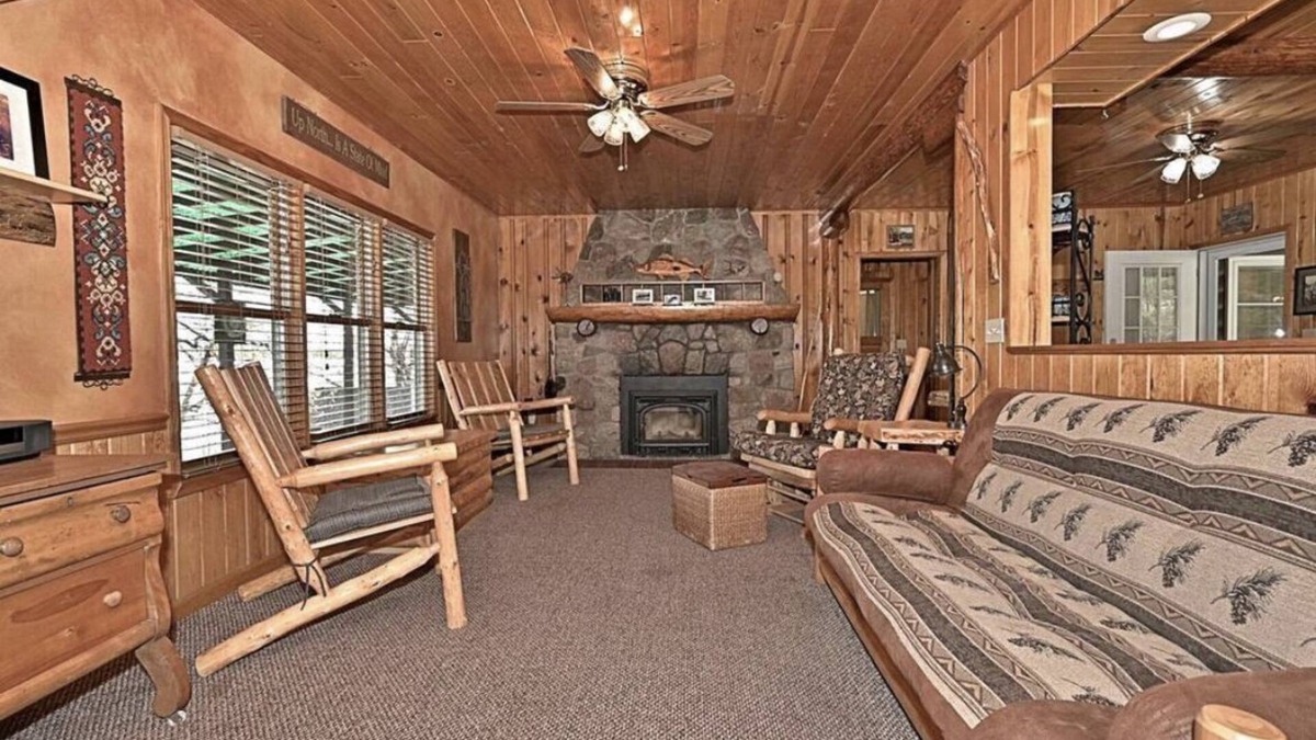 Oslund House | Chapel Hill Resort
