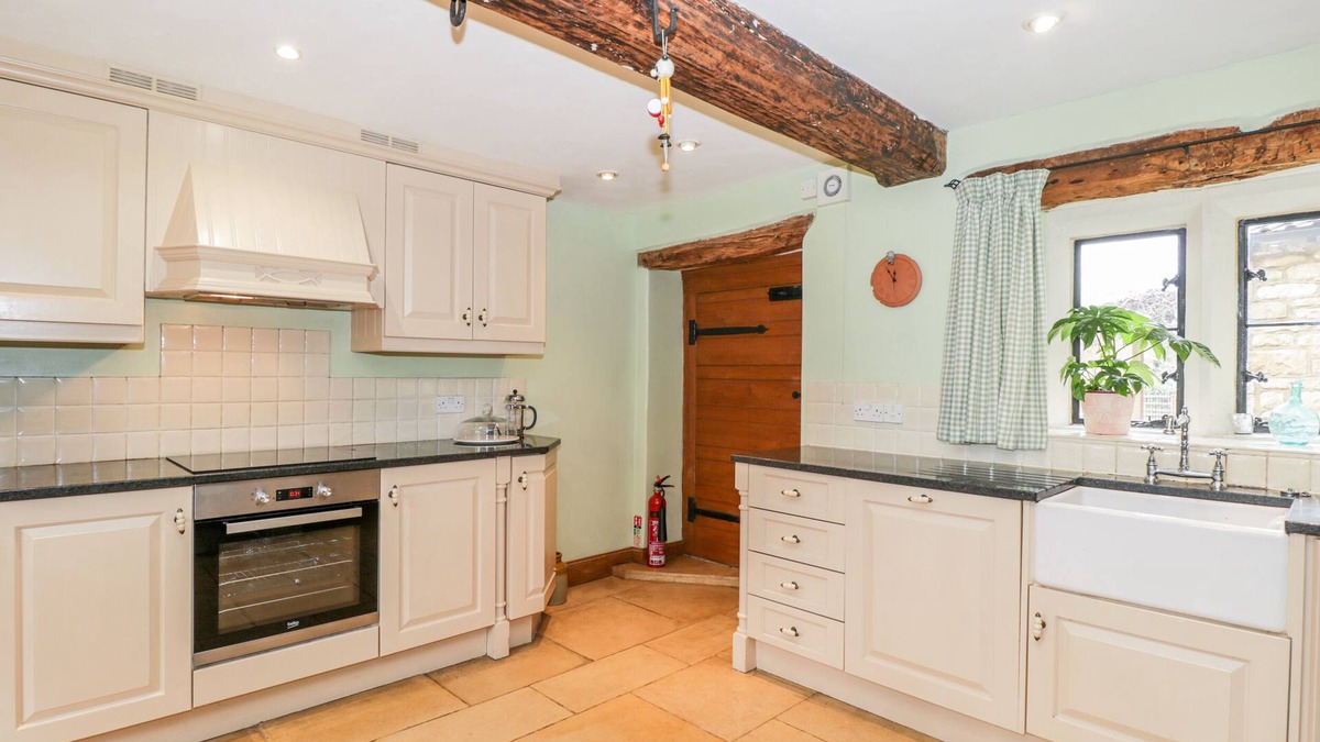 Stonehouse Cottage | Chapel House