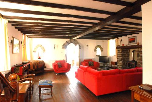 Penycwm House | Chapel House Newgale