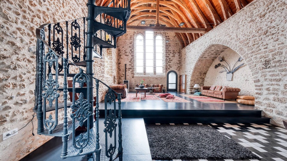 Pontgouin House | Chapelle du 13ème siècle