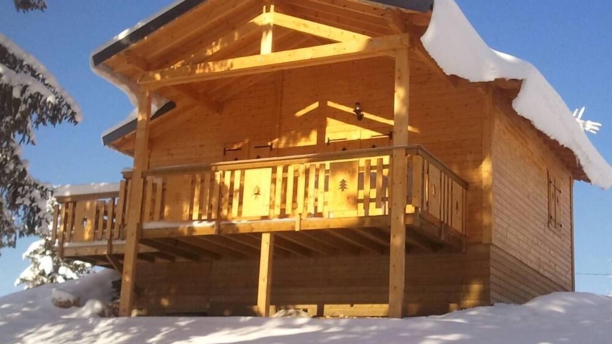 Saint-Laurent-en-Grandvaux Ski Chalet | Charming chalet in the mountains