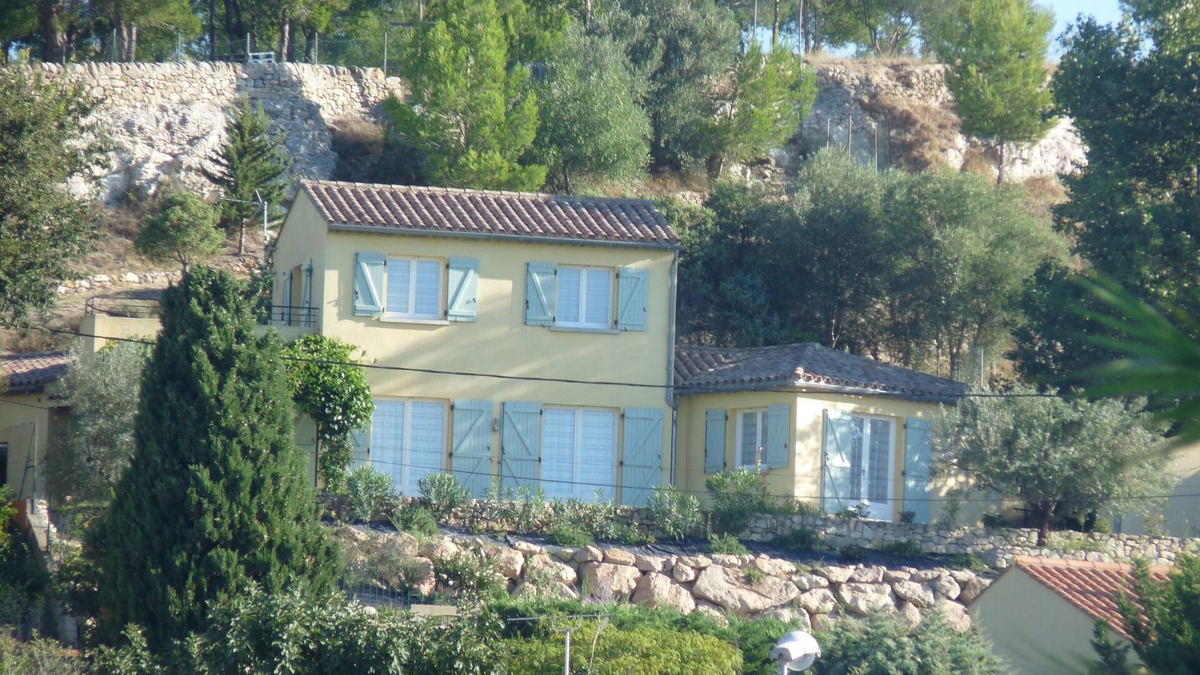 Saint-Genies-de-Fontedit Villa | Character villa, privileged location in a Mediterranean village
