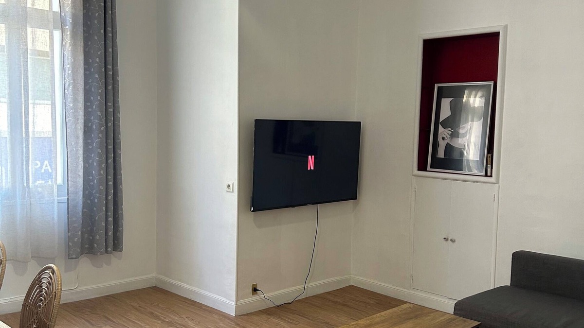 Saint-Giniez Apartment | Character apartment near Velodrome stadium, ideal for friends or family