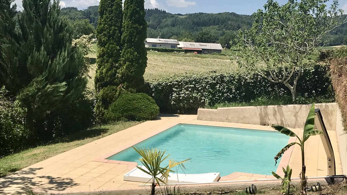 Senezergues House | Character cottage at Domaine du Valat