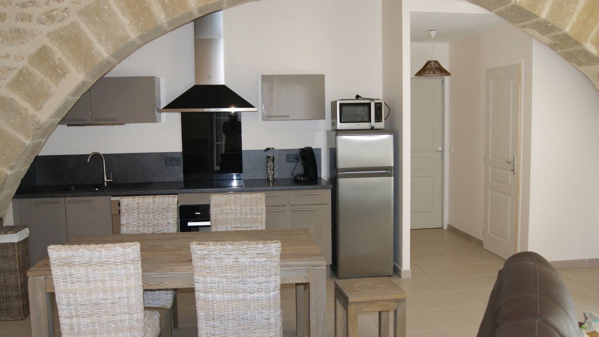 Montagnac Cottage | Character cottage situated in the old center of a village for 4 people