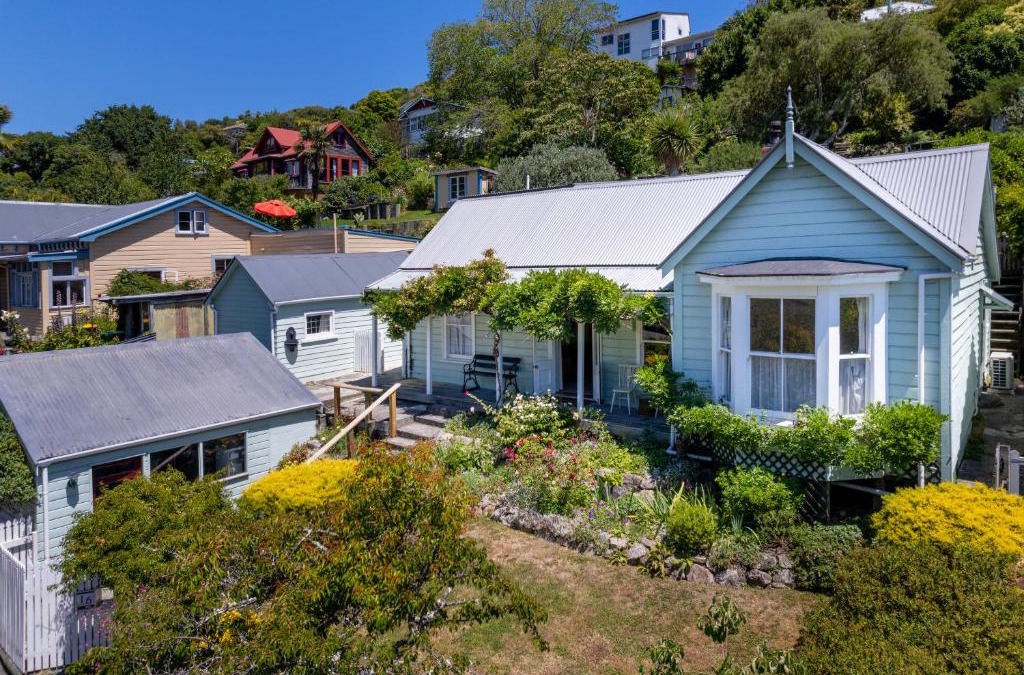 Stepneyville Villa | Character Home on Historic Nelson Street
