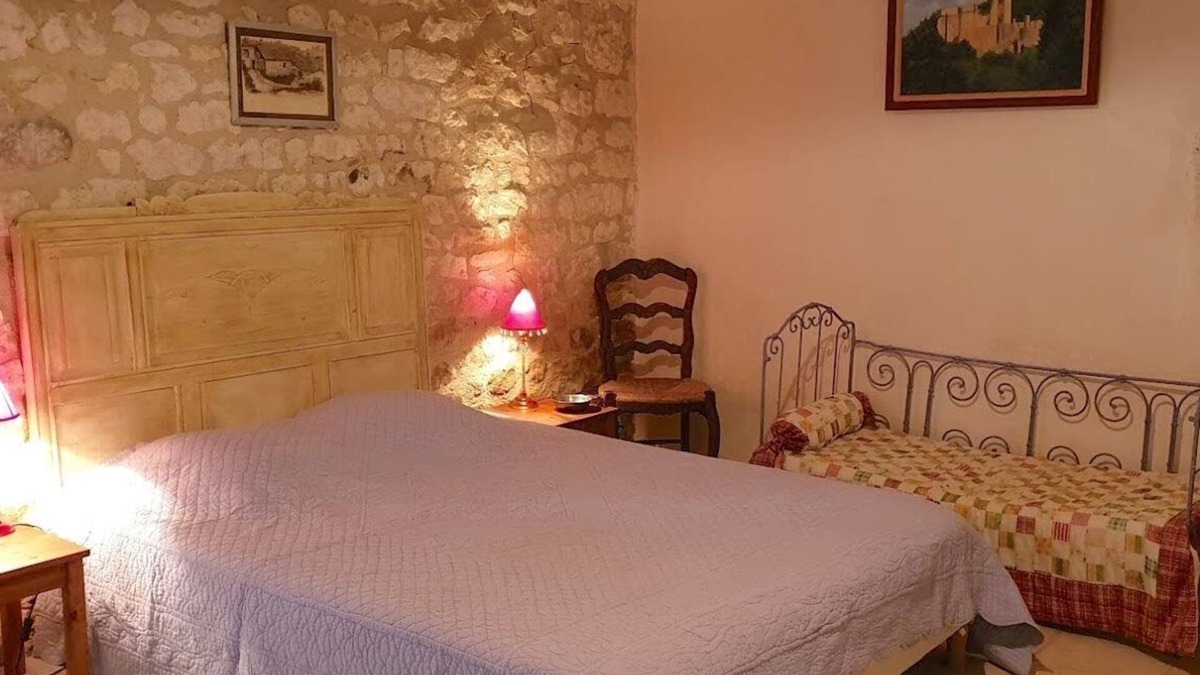 Tournon-d'Agenais House | Character house with private pool. Sleeps 10 in the Lot valley.