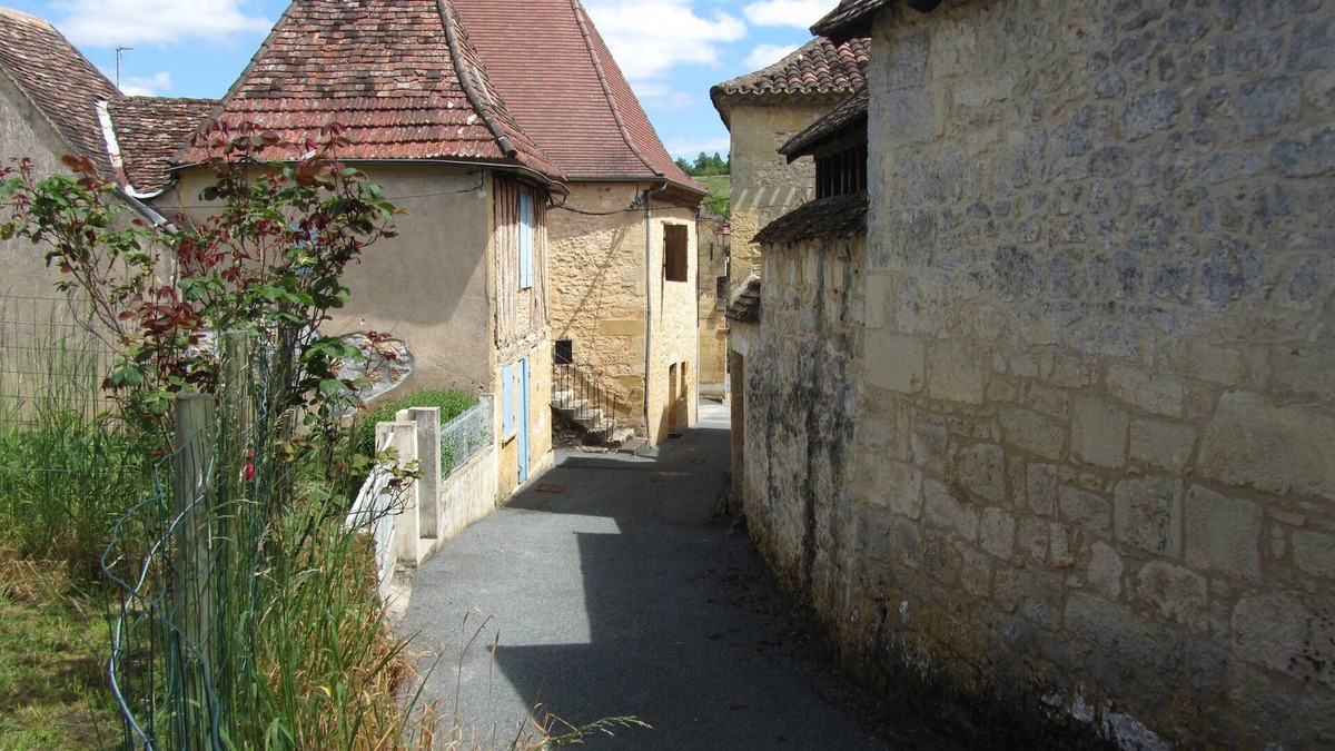 Lanquais Cottage | Character house in Périgord, 5 minutes from Château de Lanquais.