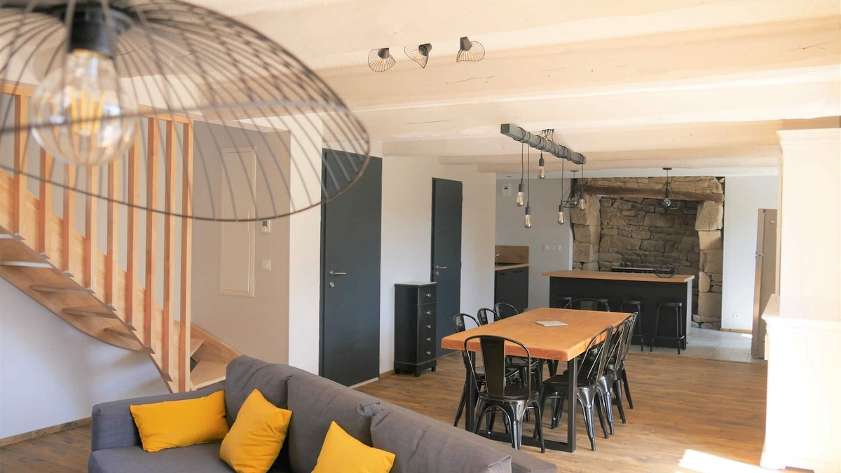 Ploemel House | CHARACTER LONGERE WITH GARDEN