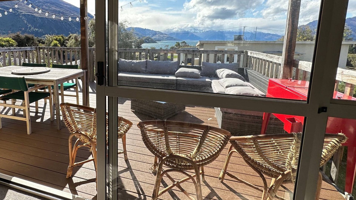 Lake Hawea House | Character on Capell
