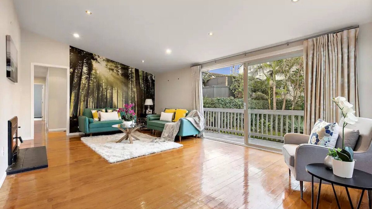Greenlane - Ellerslie House | Character Parkside Retreat