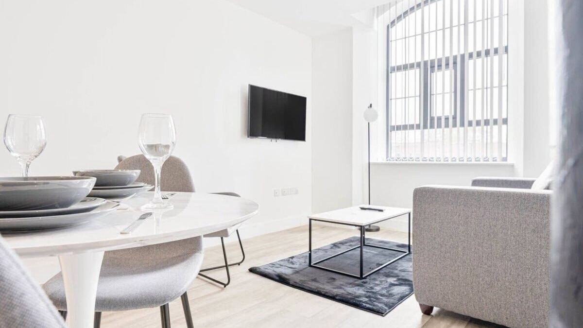 Nottingham Apartment | Characterful 1 Bed Apartment in Central Nottingham
