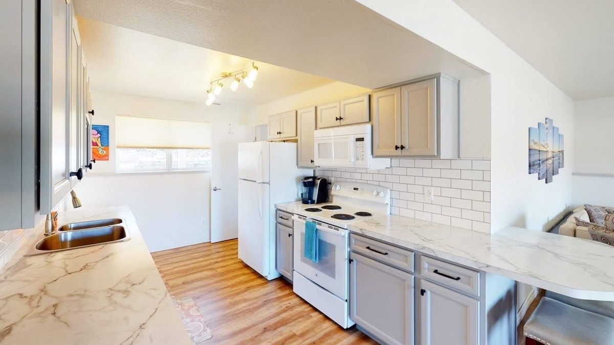 Chelan Apartment | Chardonnay Getaway STR# 000810