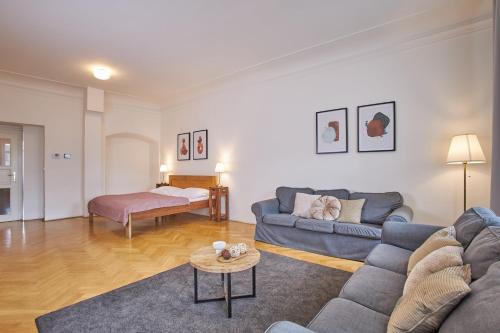 Mala Strana Apartment | Charles Bridge Apartments