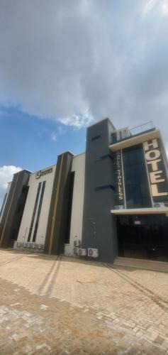 Abakaliki Hotel | Charles Stainless Hotel