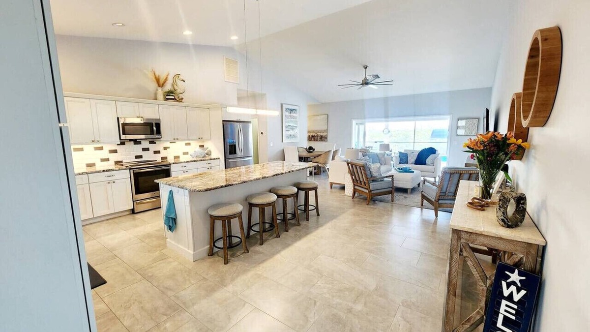 Pine Island Center House | Charlie's of Bokeelia