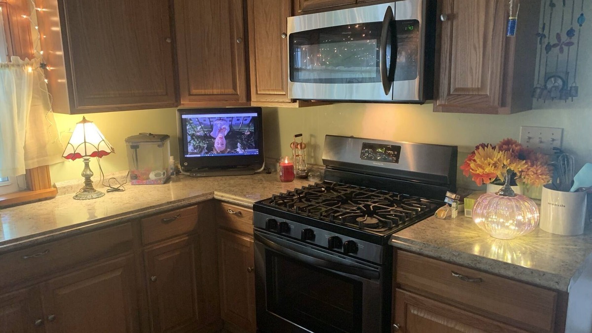West Davenport House | Charlotte Creek Manor. 10 mins to Cooperstown Allstar Village!