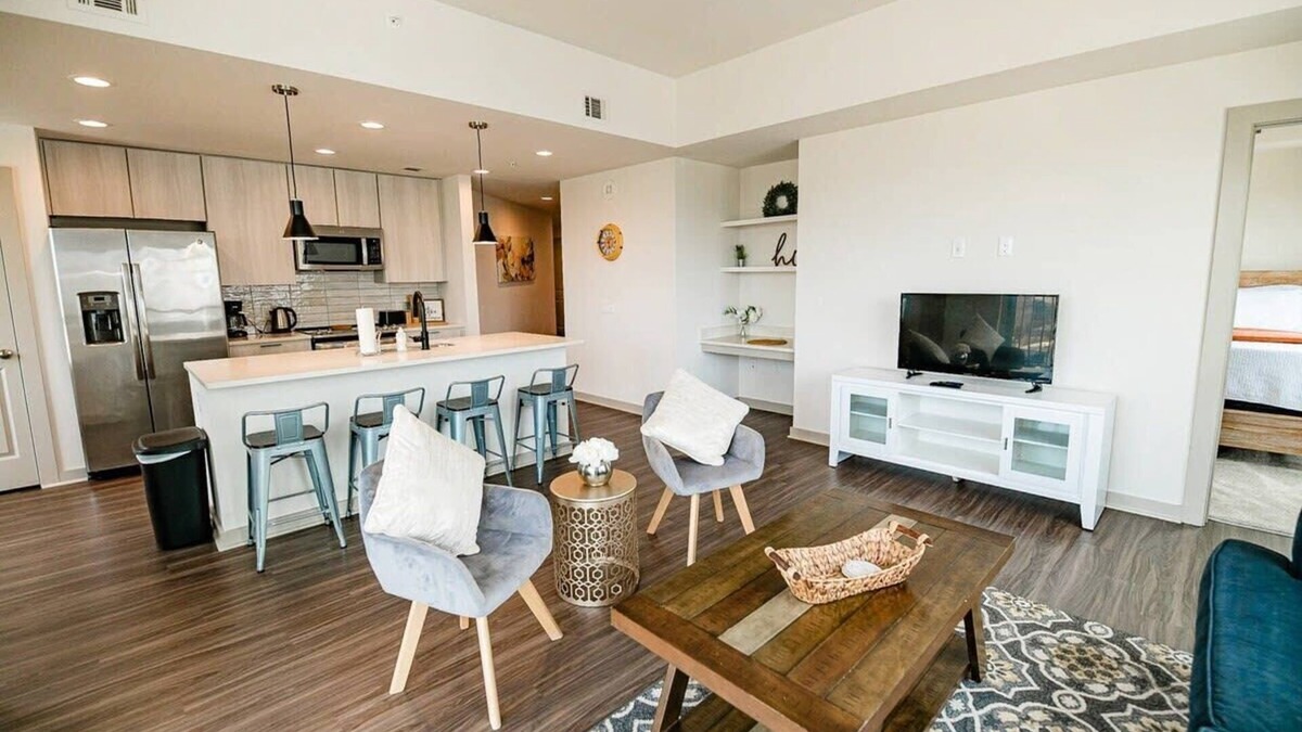 Third Ward Apartment | Charlotte Uptown Fully Furnished Apartments