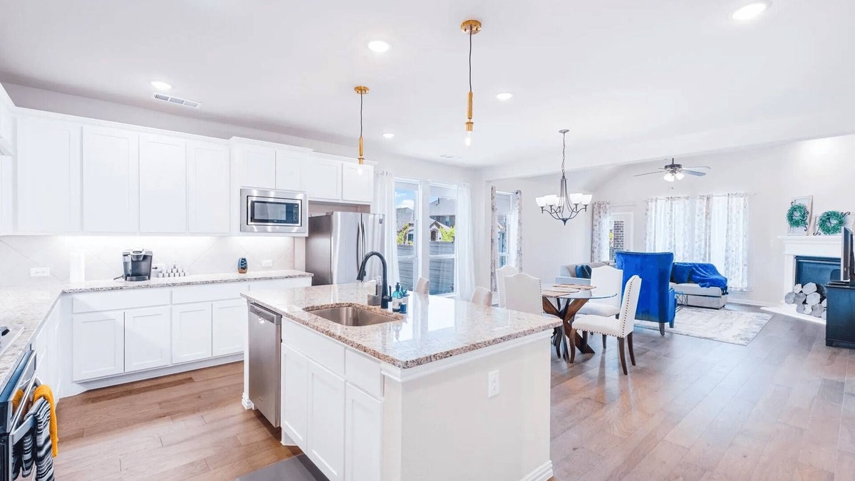 Aubrey House | Charm in Little Elm 4-BR, 3 Baths, Easy Vibes
