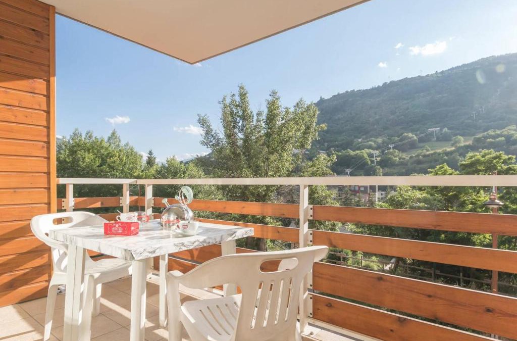 Briancon Apartment | Charmant 2 pièces avec balcon proche télécabine à Briançon - FR-1-330C-35