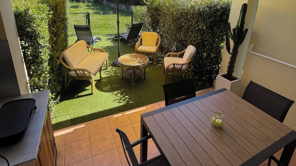 Les Issambres Apartment | Charmant 2 Pièces Avec Jardinet