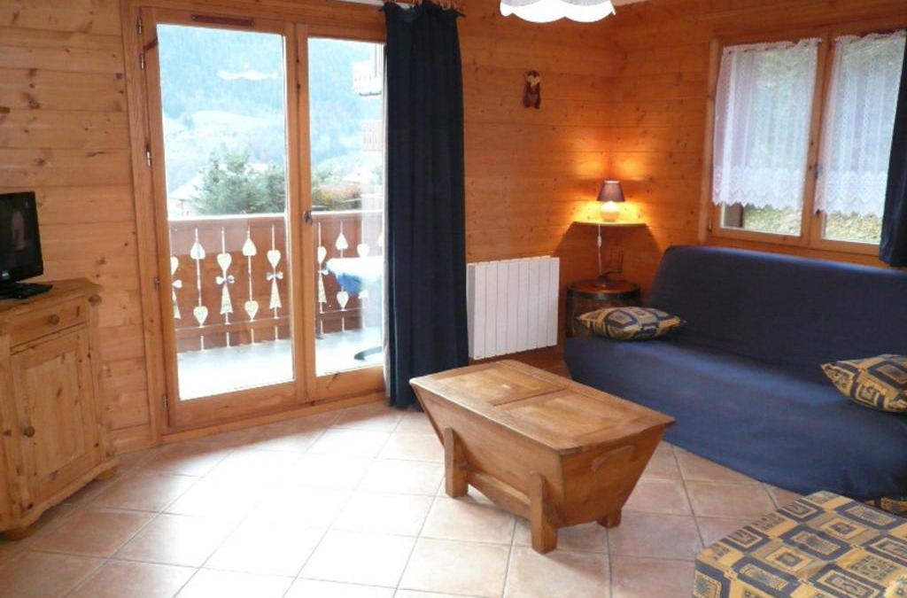 Les Allues Apartment | Charmant 3 pièces avec balcon et garage, proche télécabine à Méribel - FR-1-411-640