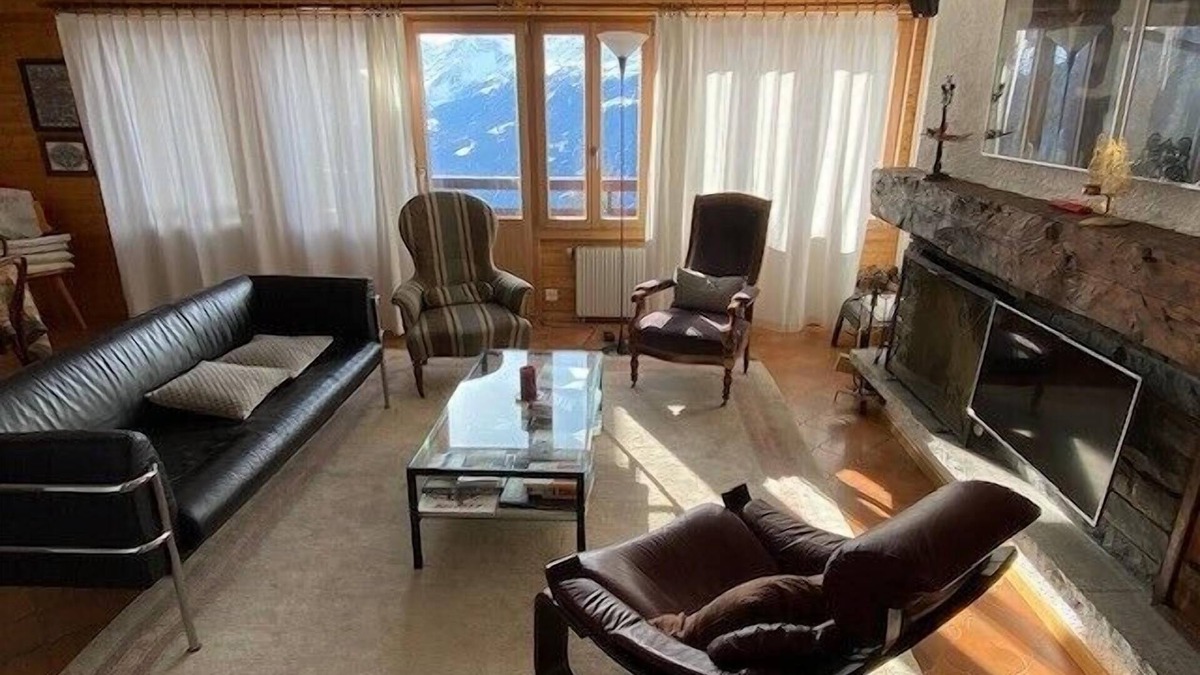 Chandolin Apartment | Charmant appartement duplex de 3,5 pièces situé au 5ème étage dans la résidence les Roches CDE, idéa