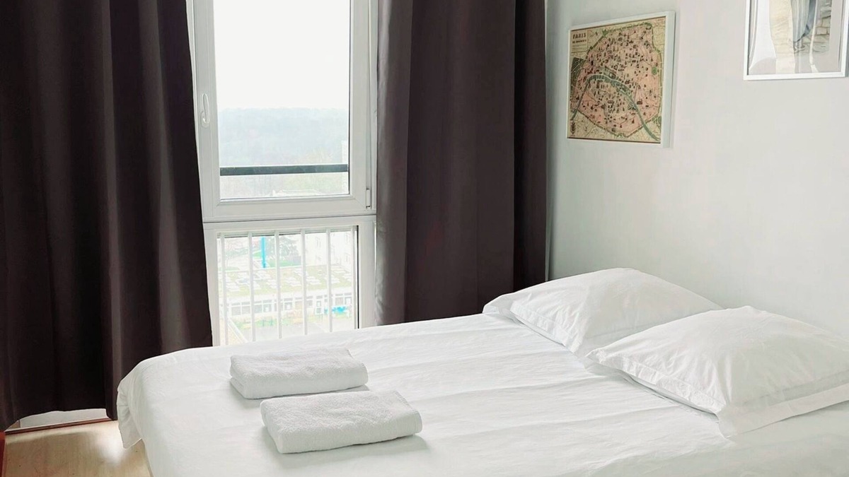 Meudon Apartment | Charmant Appartement. Chambre vue sur la Tour Eiffel, Paris