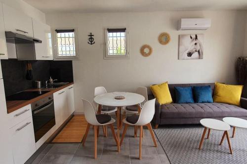 Saint-Laurent-d'Aigouze House | Charmant appartement au calme situé en Camargue
