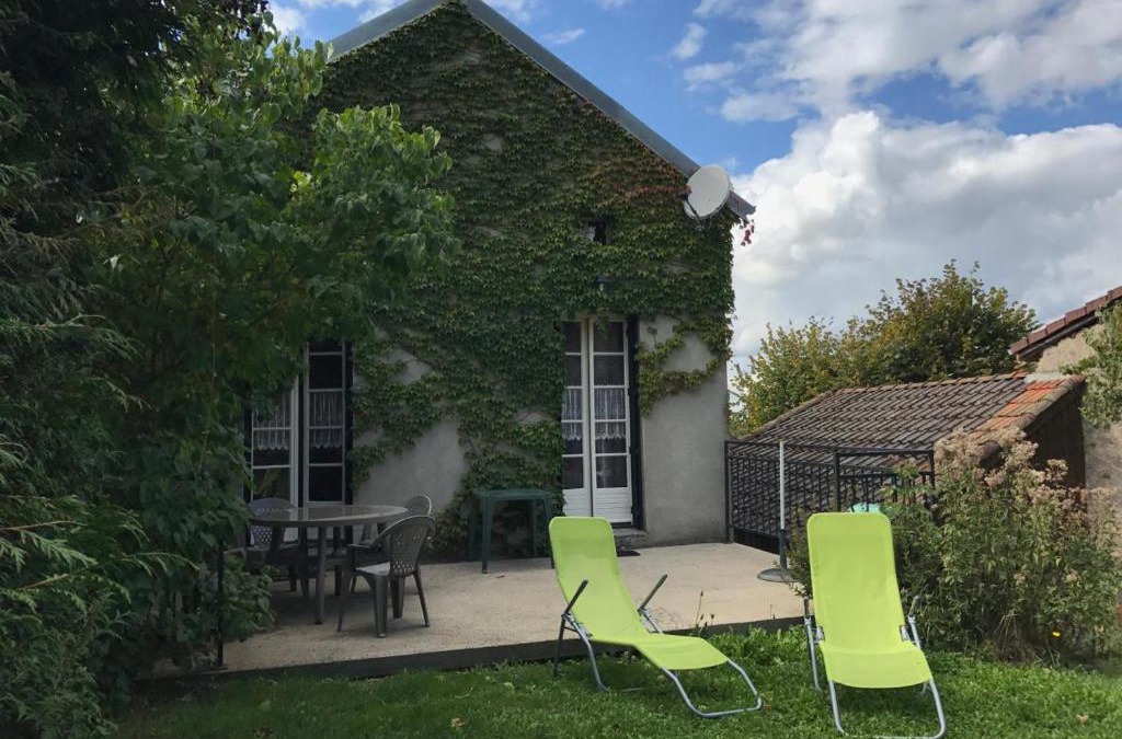 La Chabanne House | Charmant Gîte avec Activités Extérieures et Auberge sur Place à La Chabanne - FR-1-489-187