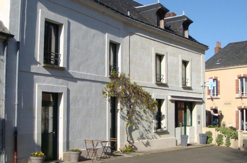 Montreuil-le-Henri House | Charmant Gîte Confortable avec Wifi, au Cœur d'un Village Typique près de Bercé - FR-1-410-225