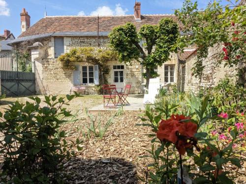 Verneuil-le-Chateau House | Charmant gîte familial en Touraine avec cheminée - FR-1-381-617