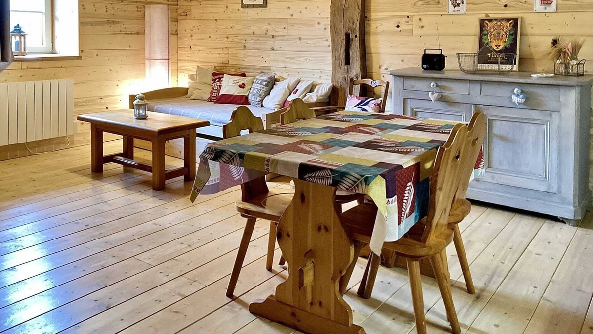 Mirebel Apartment | Charmant gite 4 places secteur jura lac