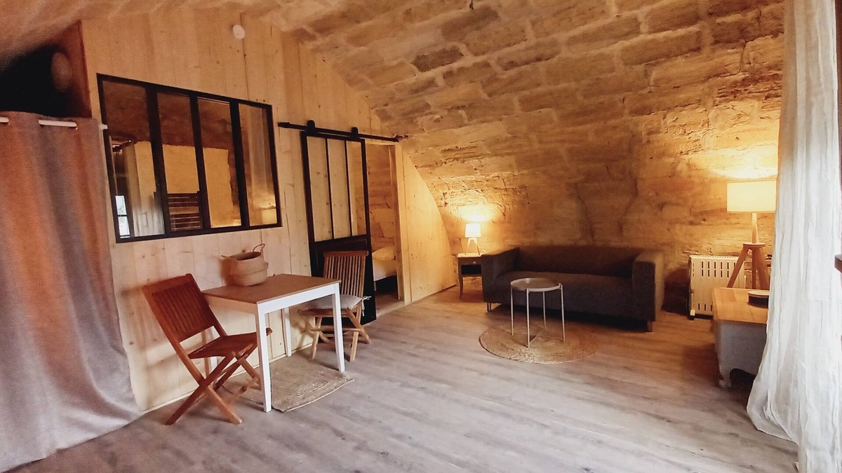 Cambes Apartment | Charmant Logement en Pierre Proche de Bordeaux