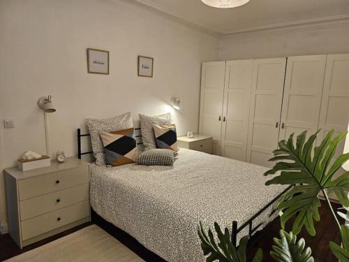 Quartier de Rochechouart Apartment | Charmant Nice appartement 5 personnes people max