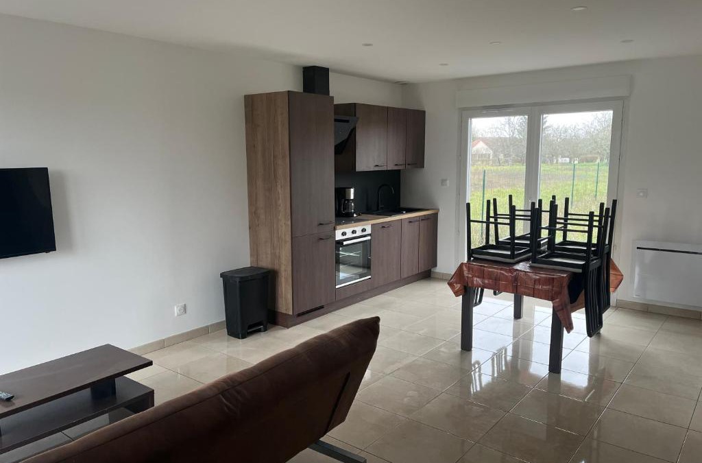 La Charite-sur-Loire Apartment | Charmant pavillon de 70 m2